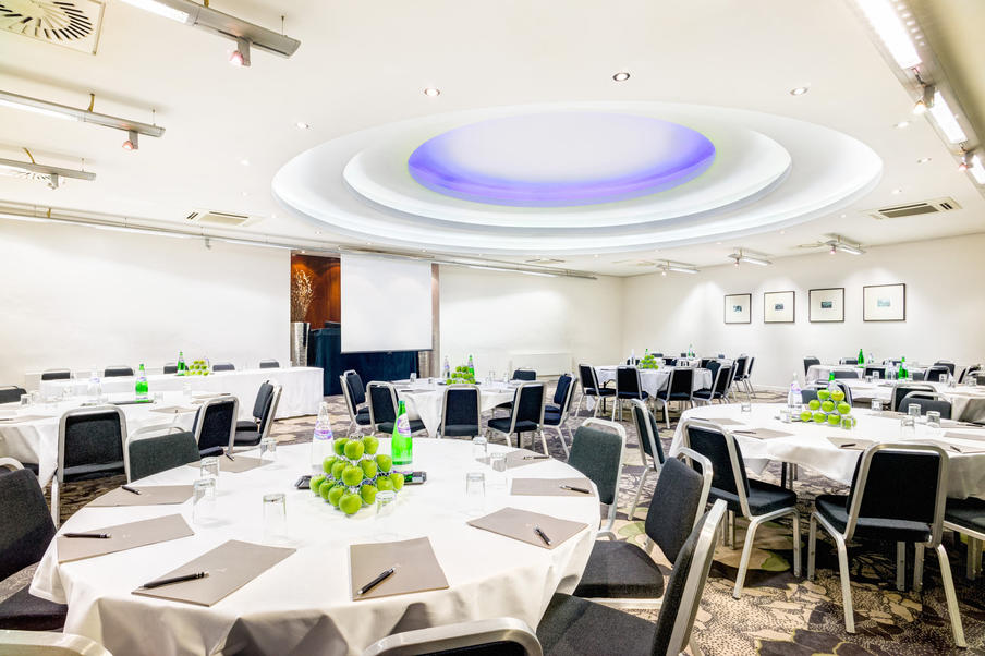 Meeting rooms and conference facilities, designed for the formal, the professional and the relaxed. 