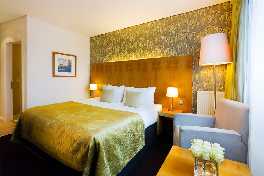 Apex Haymarket Hotel double bedroom 
