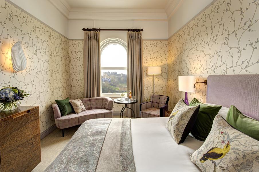 The Balmoral - Deluxe Castle View Room