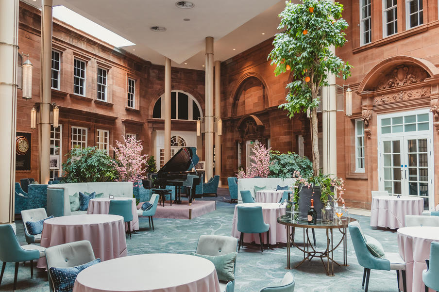 Located in the heart of the hotel, the stylish sophistication of the new Peacock Alley will re-connect to all the glamour and traditions of the original Waldorf & Astoria Hotels in New York.
