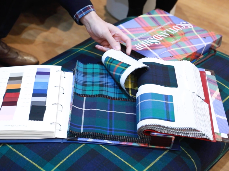 ScotlandShop Tartan Swatch Books