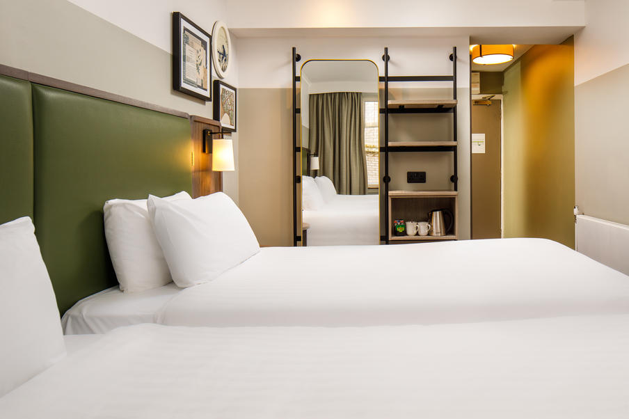 Our Next Generation, newly refurbished Classic bedroom with 1 double bed, flat-screen TV, complimentary high speed WiFi, en suite bathroom, hairdryer and tea/coffee making facilities. Sleeps 2 adults.
