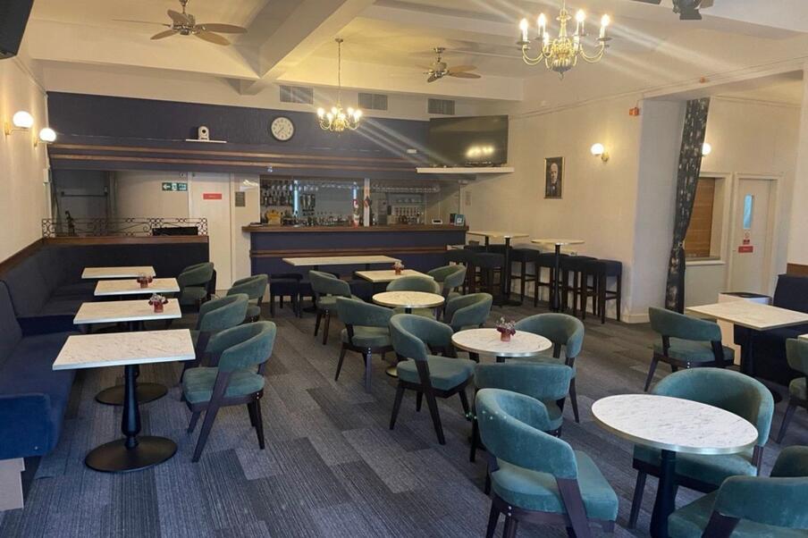 Bar